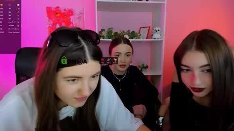 Snapshot of lissa_night chatting on October 3, 12:54 pm lissa_night online show from October 3, 12:54 pm