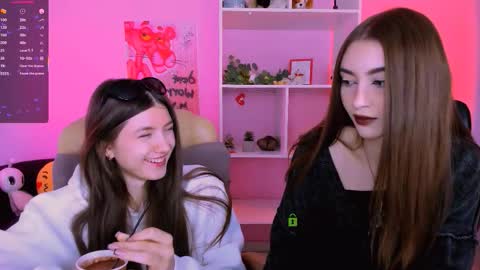 Snapshot of lissa_night chatting on September 28, 8:30 am lissa_night online show from September 28, 8:30 am