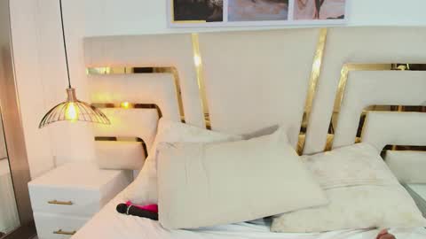 lissa wason online show from January 11, 4:17 am