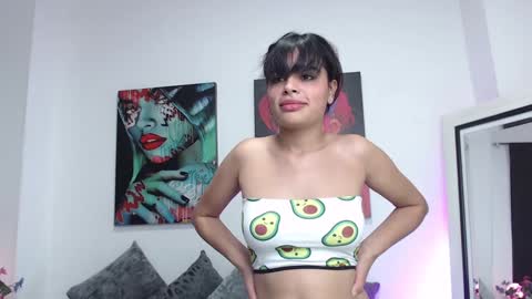 Snapshot of lissbrown chatting on January 4, 12:38 pm Liss Brown online show from January 4, 12:38 pm