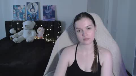little__flowers online show from July 20, 10:39 am