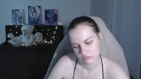 little__flowers online show from July 6, 9:58 am