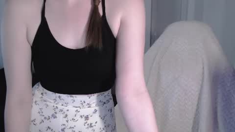 little__flowers online show from July 21, 10:49 am