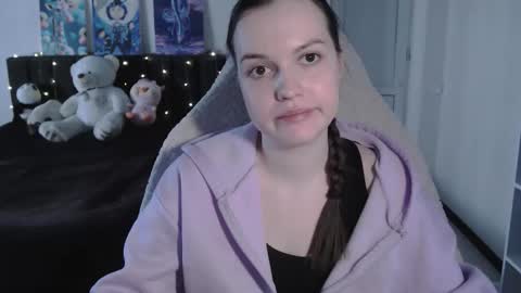 little__flowers online show from January 19, 11:17 am