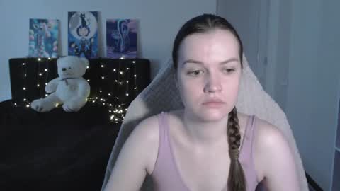 little__flowers online show from July 4, 7:04 am