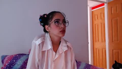 TU ANGELITO online show from November 1, 2:21 pm