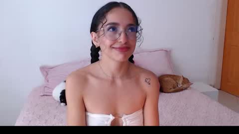 TU ANGELITO online show from January 16, 9:11 pm