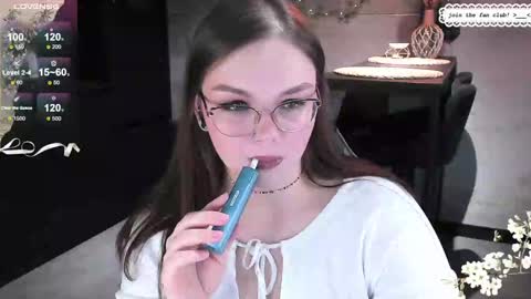 Snapshot of little_bambii_ chatting on January 22, 12:06 pm Eva online show from January 22, 12:06 pm