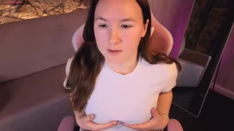 Alexandra online show from February 25, 2:10 am