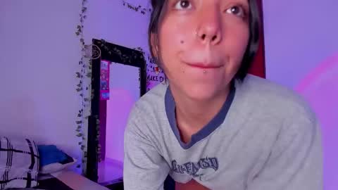 kayla  Instagram kayla 71082 online show from November 28, 9:40 pm