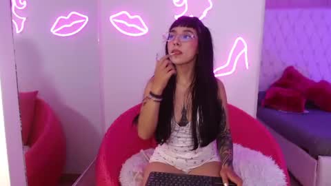 Paulette online show from July 11, 4:23 am