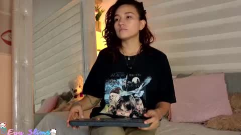 Eva online show from August 2, 12:52 pm