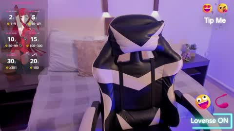 S U M I online show from May 17, 2:22 am