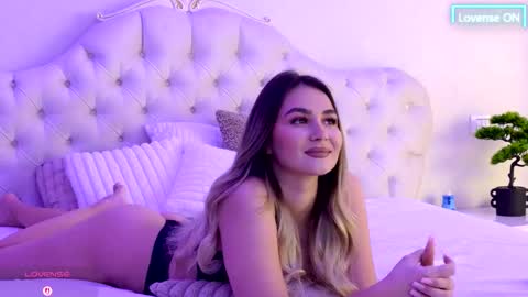 littleblondbunny online show from February 28, 5:07 am