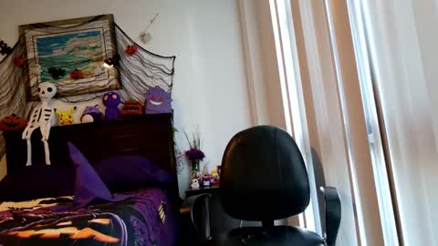 littledeathtrap online show from October 16, 9:06 pm