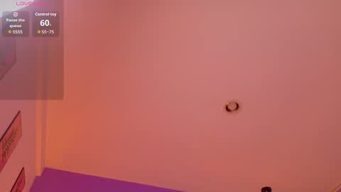 Tania  online show from November 25, 8:20 pm