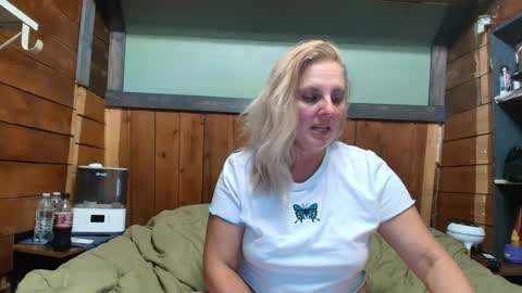 lisanixs online show from June 21, 2:26 am