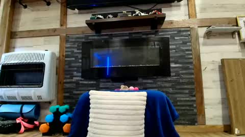 lisanixs online show from July 28, 2:53 am