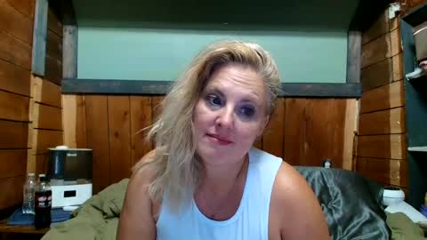 lisanixs online show from July 21, 1:17 am