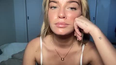 Snapshot of littlemaryjane19 chatting on February 11, 8:31 pm Marciabrady online show from February 11, 8:31 pm