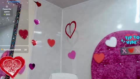 Litzy online show from February 14, 3:58 pm