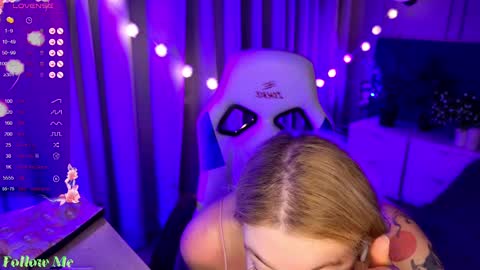 Liv 3 online show from February 13, 3:03 pm