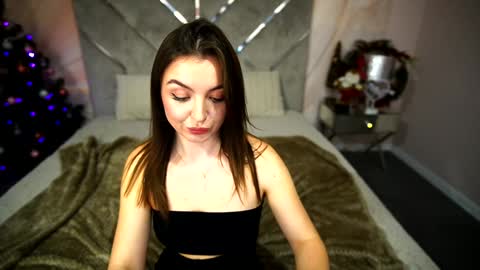 livanaray online show from December 27, 2:12 pm