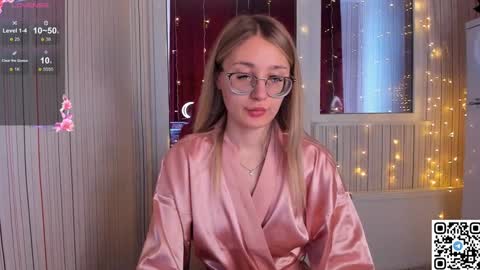 My name is Livy Nice to meet you  Thumbs up please its important online show from January 23, 11:26 am