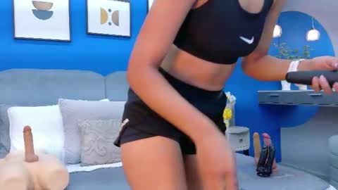 lixiepeyton online show from July 1, 2:11 am