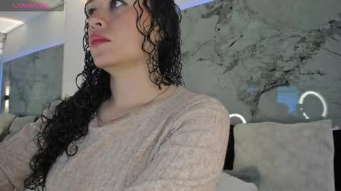 Liz  online show from November 6, 11:27 am