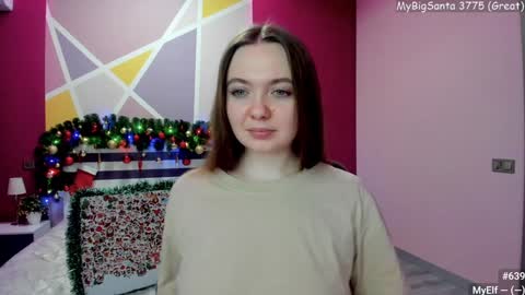 Snapshot of lizaghost chatting on December 16, 12:38 pm Girl next door online show from December 16, 12:38 pm