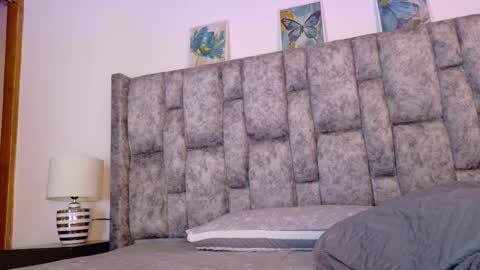  LIZBETH ROSS  online show from January 8, 10:30 am