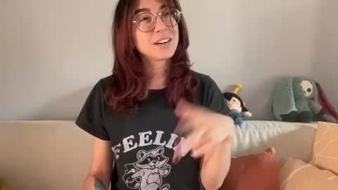 Liselle online show from July 7, 8:11 pm