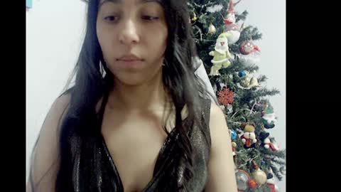 lizz1305 online show from December 9, 4:37 pm