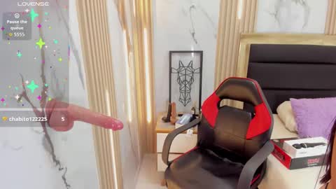        online show from November 27, 8:01 pm