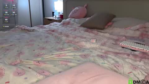 Lizzy online show from March 10, 3:05 pm