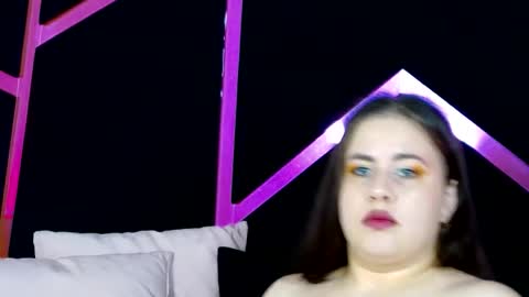 Lizzy online show from December 18, 6:07 am