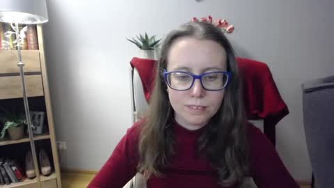 Lizzy online show from April 30, 4:50 am