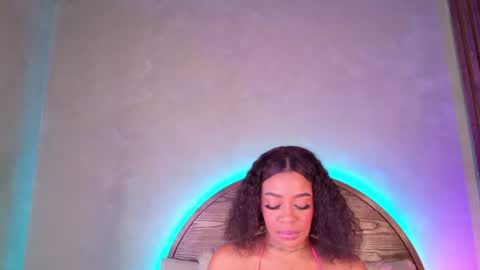  LOANA  online show from July 27, 4:15 pm