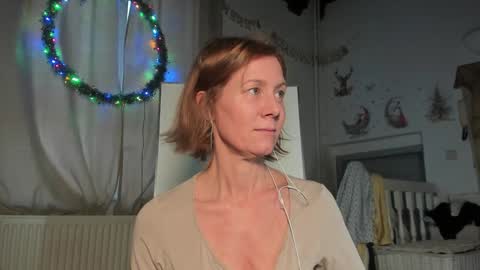 Snapshot of lola_belgium chatting on January 9, 3:23 pm lola_belgium online show from January 9, 3:23 pm
