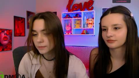 lola_shyy online show from March 13, 10:16 am