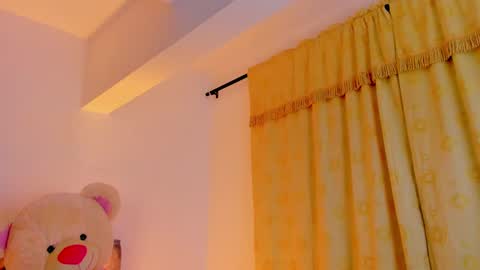 LolaCoper online show from February 1, 1:44 am