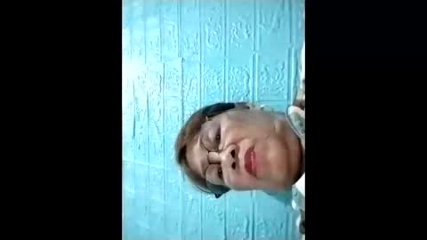 tey online show from February 3, 12:10 pm