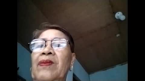 tey online show from November 17, 11:38 pm