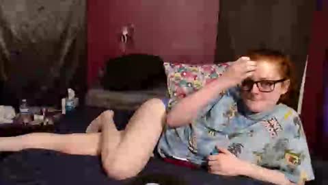 lolarae_xx online show from May 5, 7:06 pm