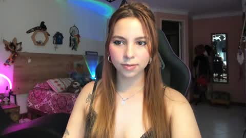 Lola doll online show from July 7, 5:05 pm