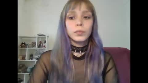 lole online show from June 8, 8:09 pm