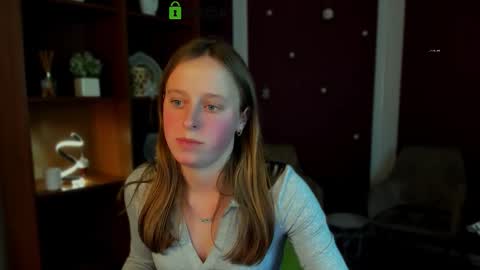 lole ti online show from January 8, 7:18 pm