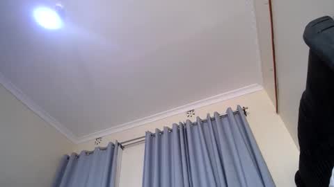 Snapshot of lolli_pop98 chatting on September 10, 10:37 am zuri online show from September 10, 10:37 am