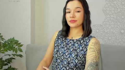 lolly_turner online show from March 27, 5:42 am
